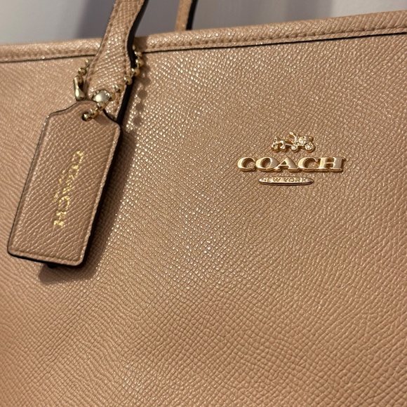Coach Blush/Beige Pebbled Leather Tote Bag Work Shoulder Bag - Picture 6 of 8